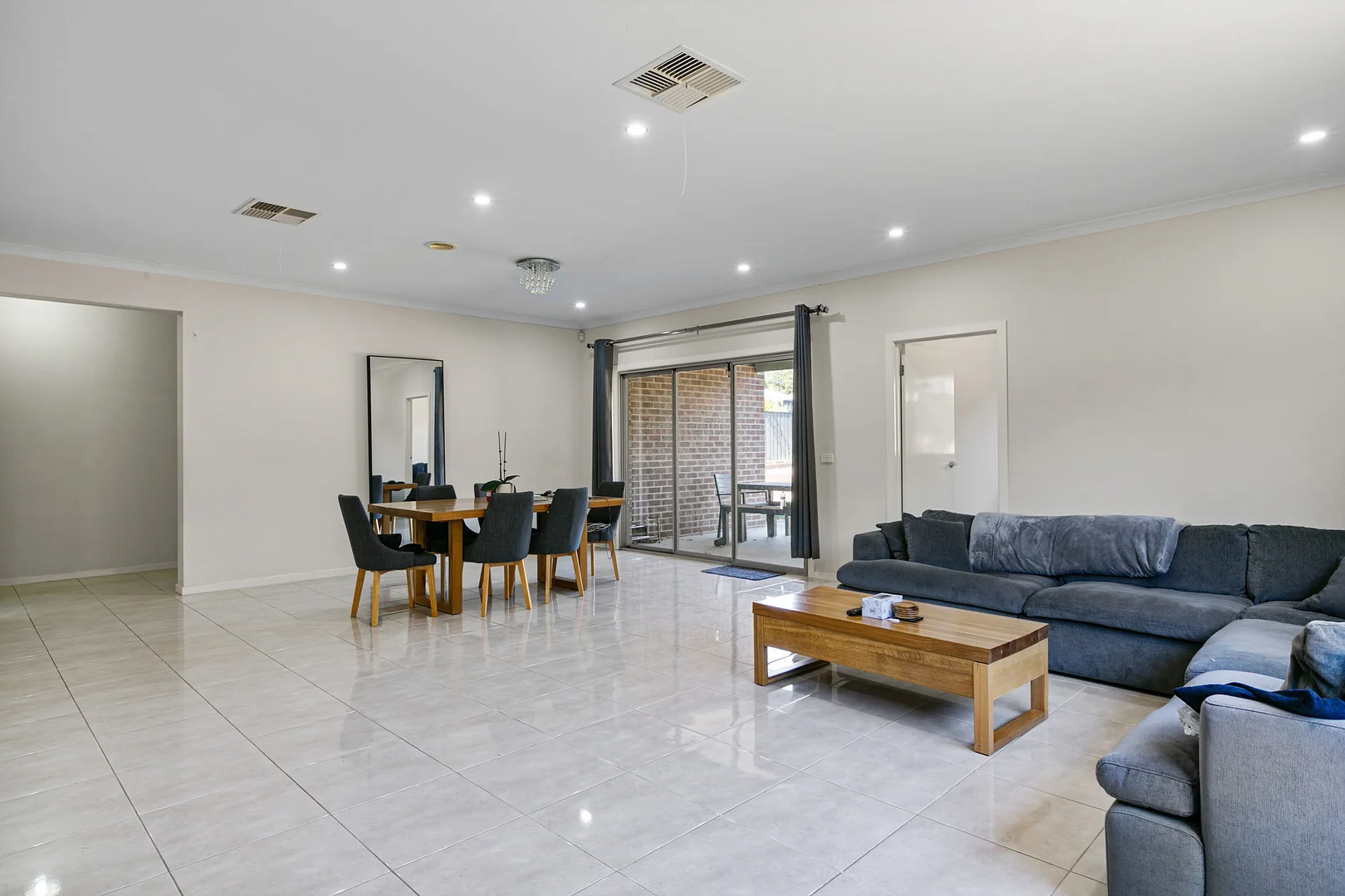 Additional image 5 of 27 Escapade Boulevard, Craigieburn VIC 3064
