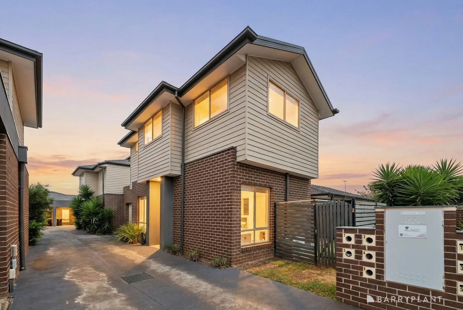 5/25 Staughton Street, Melton South VIC 3338