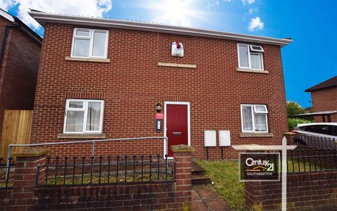 |Ref: R170459|, Quadrophenia, Grove Road, Southampton SO15