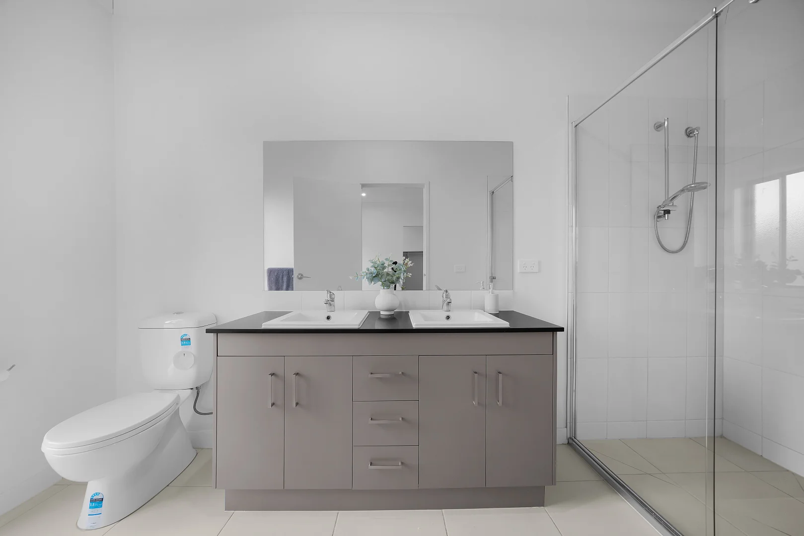 Additional image 18 of 104 Spearmint Boulevard, Manor Lakes VIC 3024