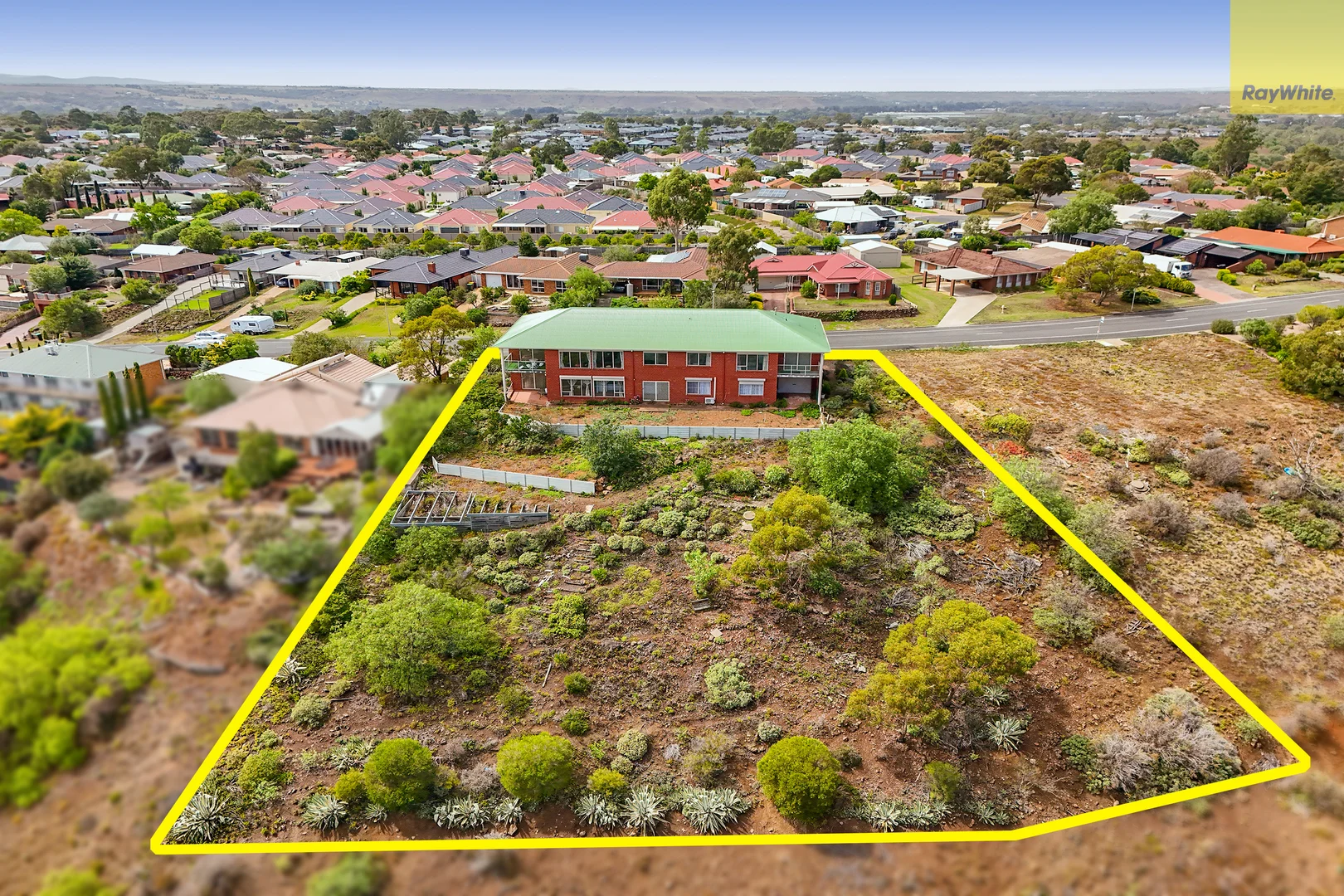 Additional image 36 of 119 Underbank Boulevard, Bacchus Marsh VIC 3340