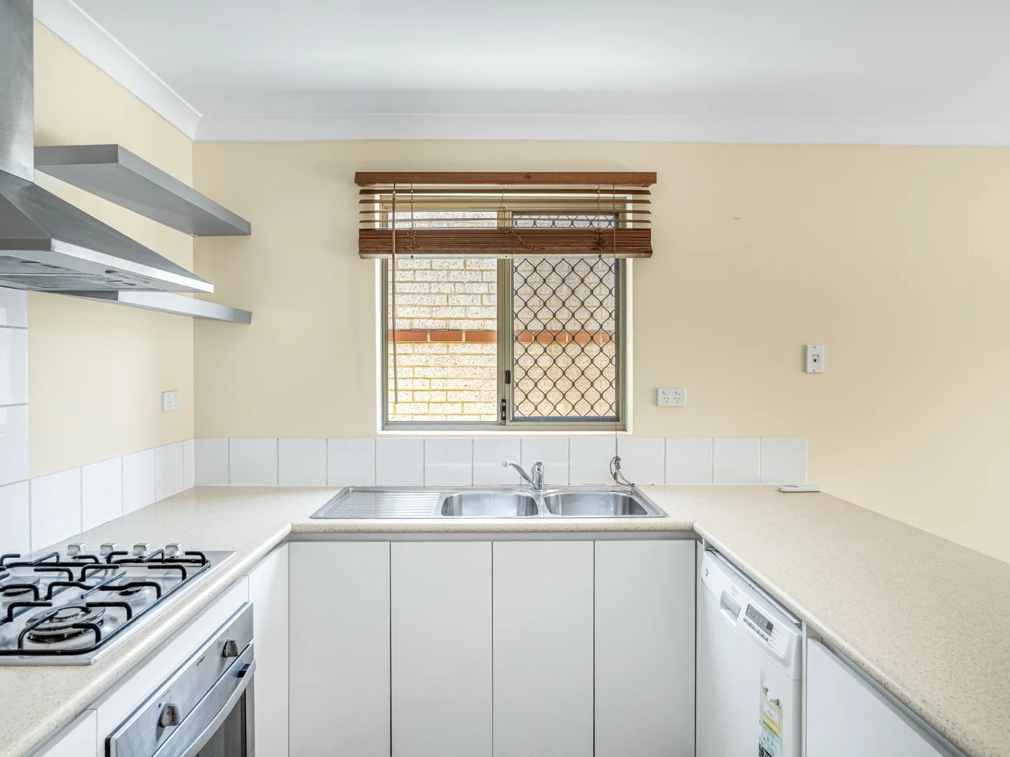 Additional image 14 of 6/12 Arthur Street, Cannington WA 6107