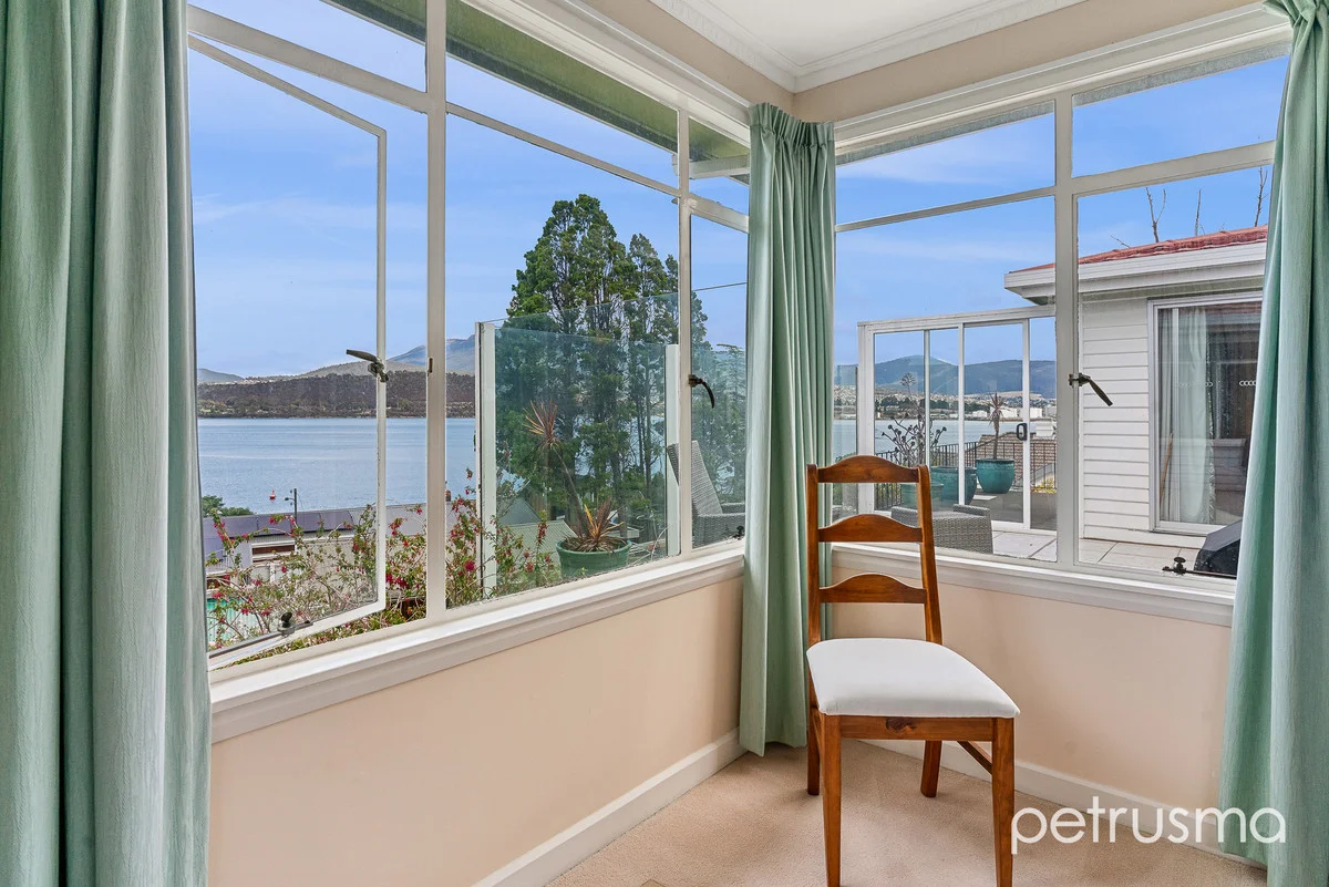 Additional image 8 of 137 Derwent Avenue, Lindisfarne TAS 7015