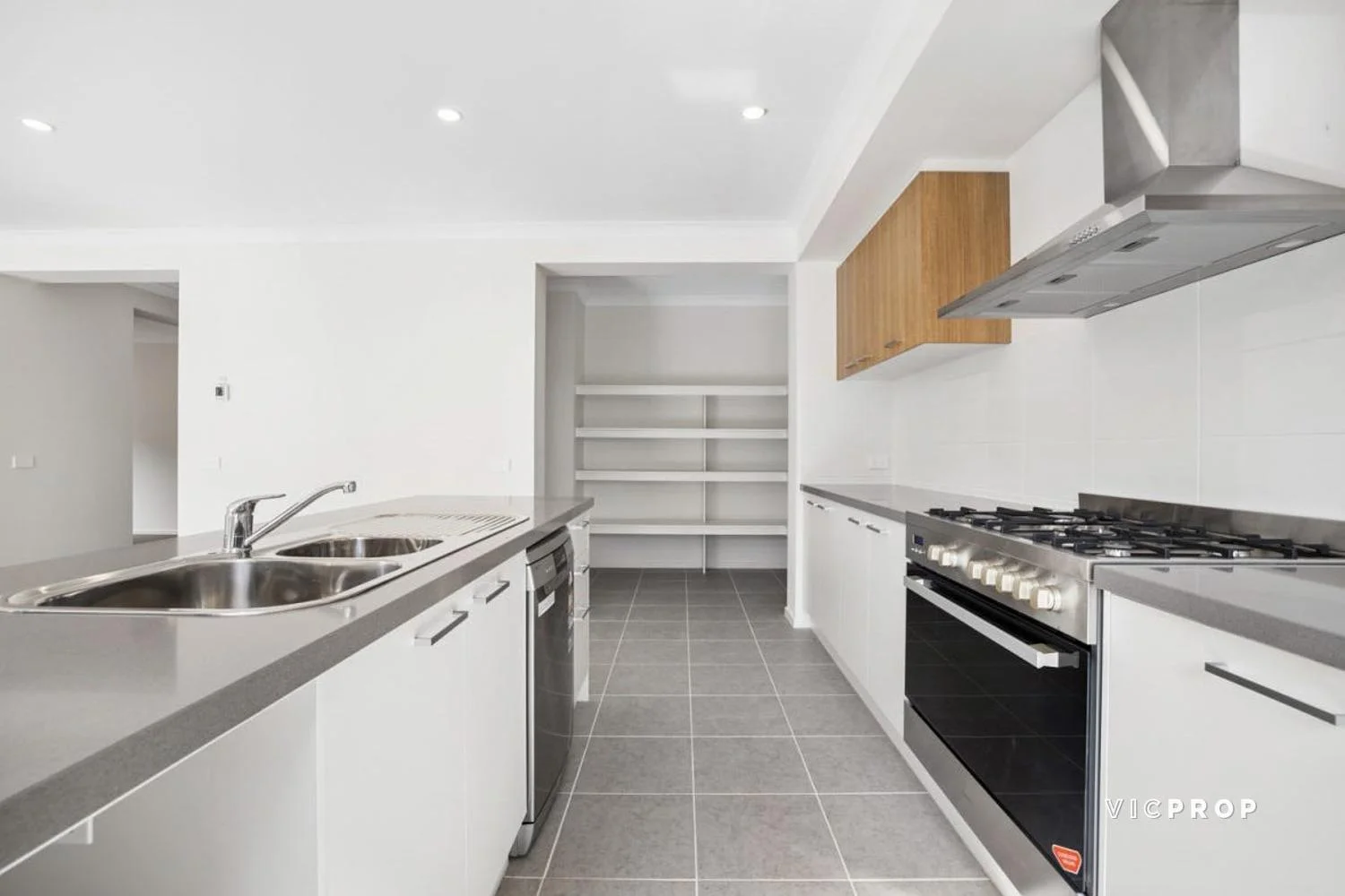 Additional image 5 of 42 Ormiston Crescent, Werribee VIC 3030