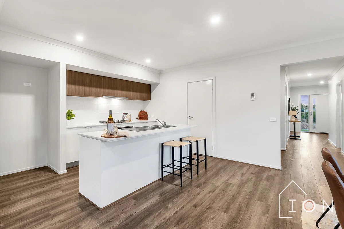 Additional image 5 of 1 Growling Grass Drive, Clyde North VIC 3978