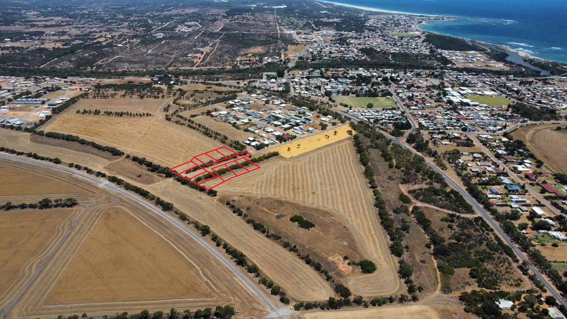 17 Tyford Road, Dongara WA 6525