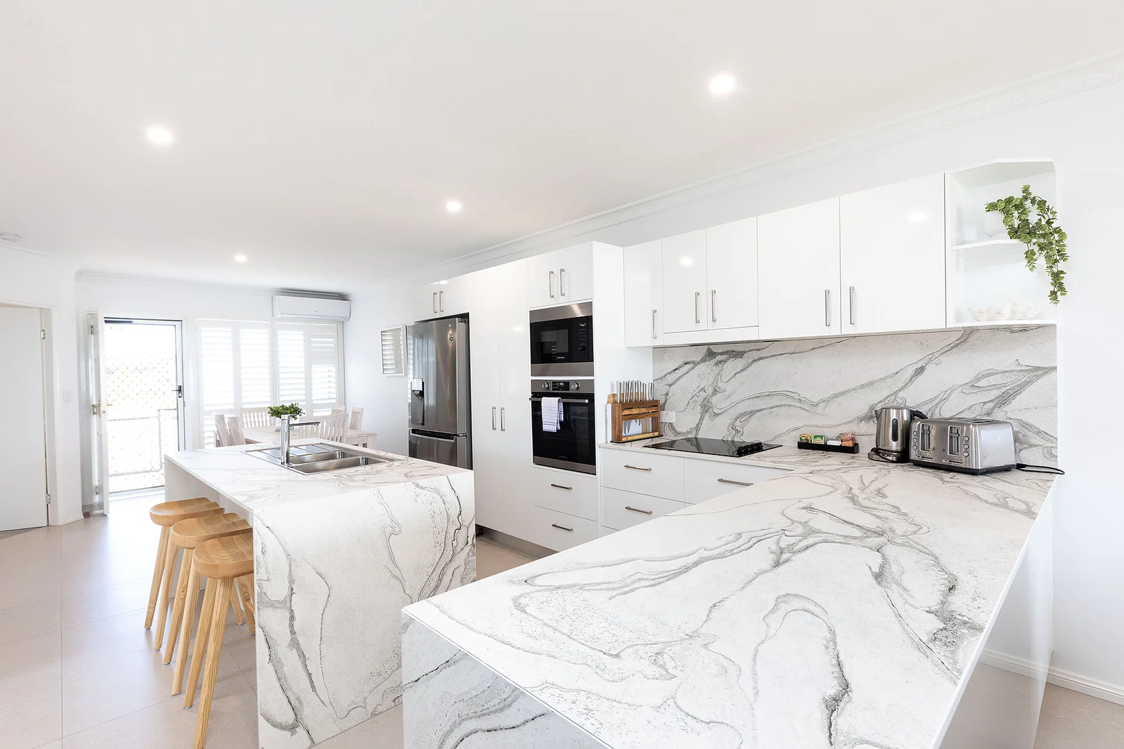 Additional image 2 of 2/32 Lewis St, Old Bar NSW 2430