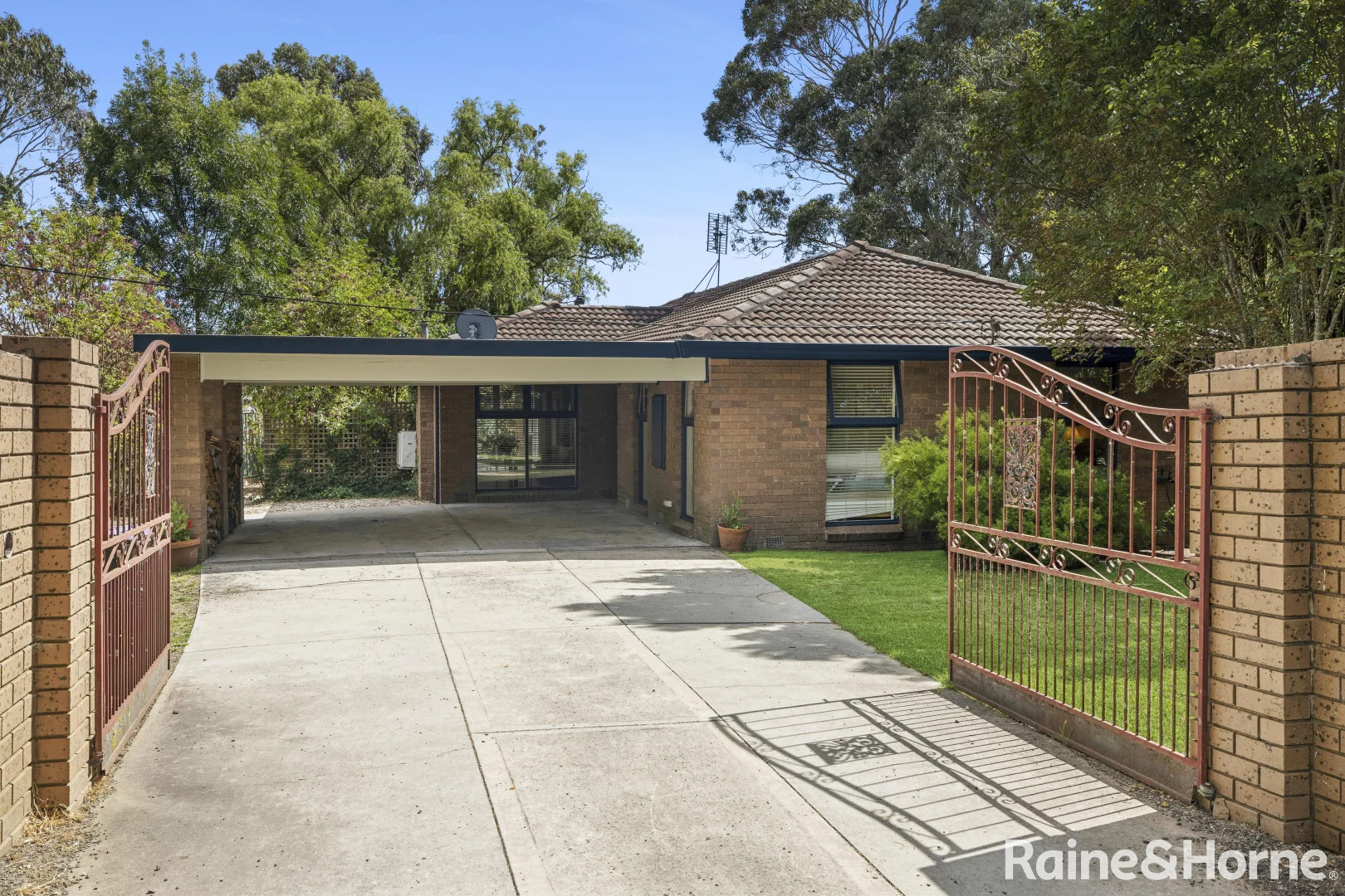 Additional image 3 of 94 Beauchamp Street, Kyneton VIC 3444