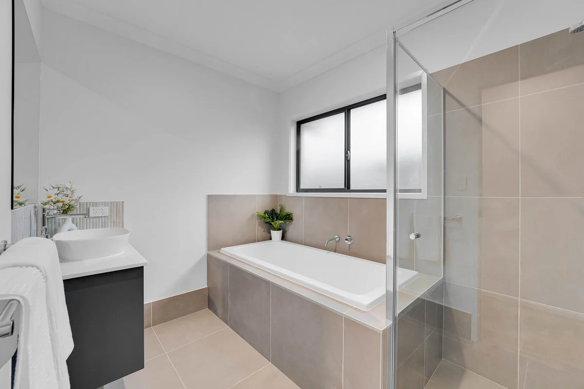 Additional image 18 of 2 Fuji Street, White Rock QLD 4306