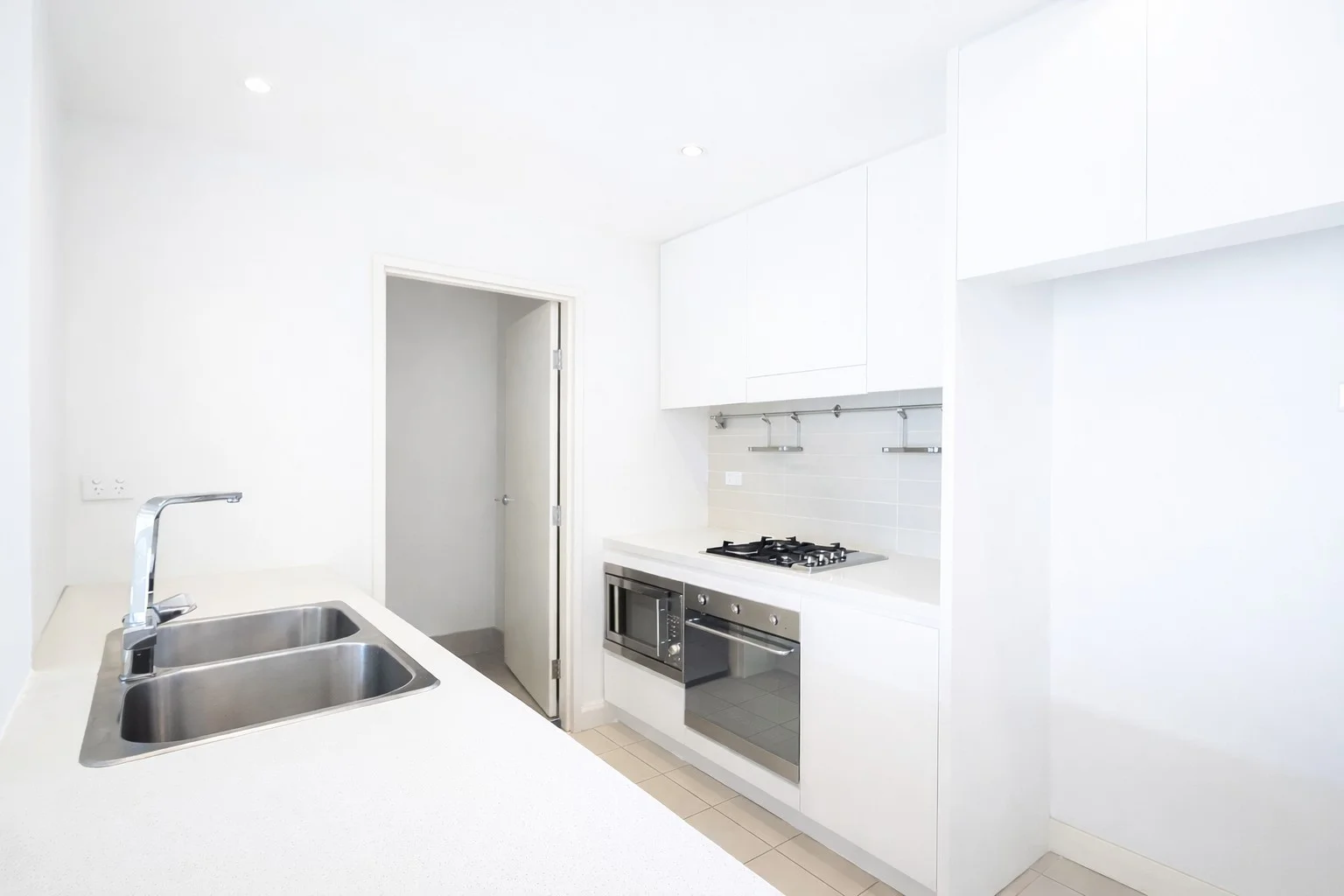 Additional image 3 of 802/99 Forest Road, Hurstville NSW 2220