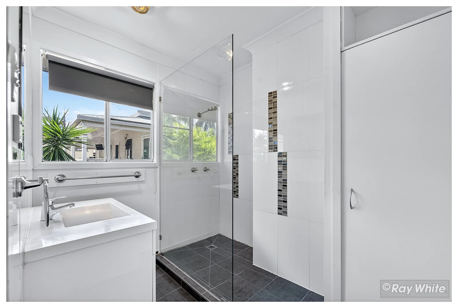 Additional image 15 of 267 Elphinstone Street, Koongal QLD 4701