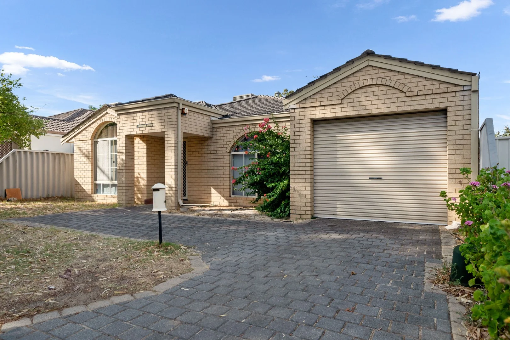 2A Fleming Avenue, Bentley WA 6102