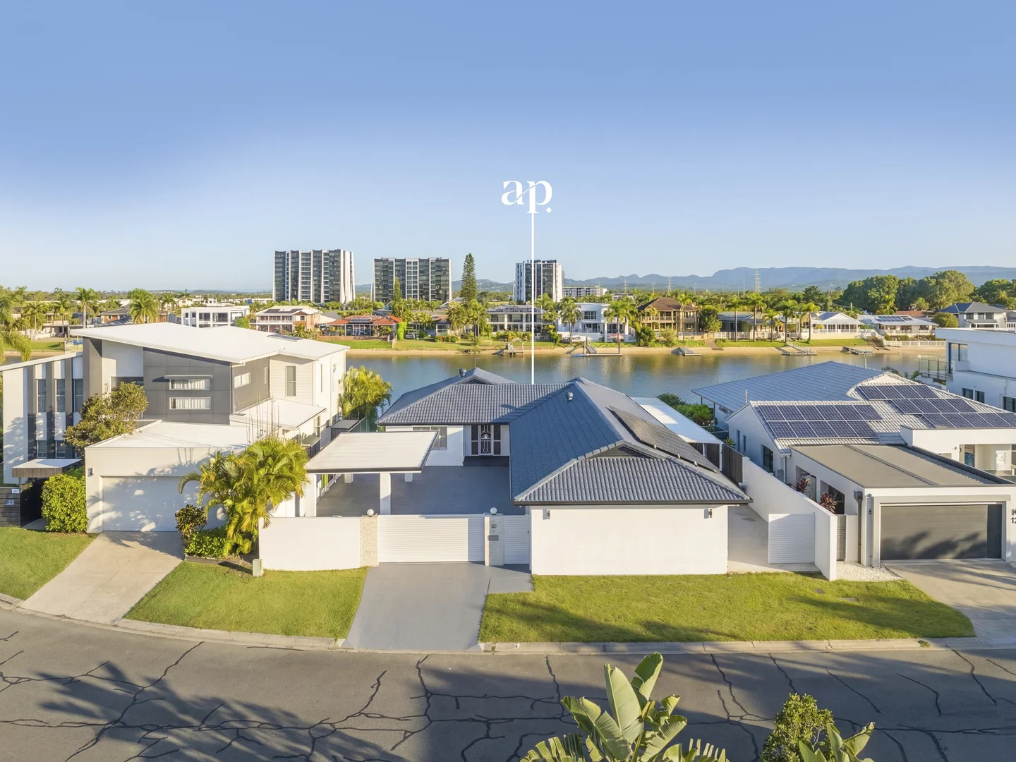 Additional image 5 of 15 Yunga Court, Broadbeach Waters QLD 4218