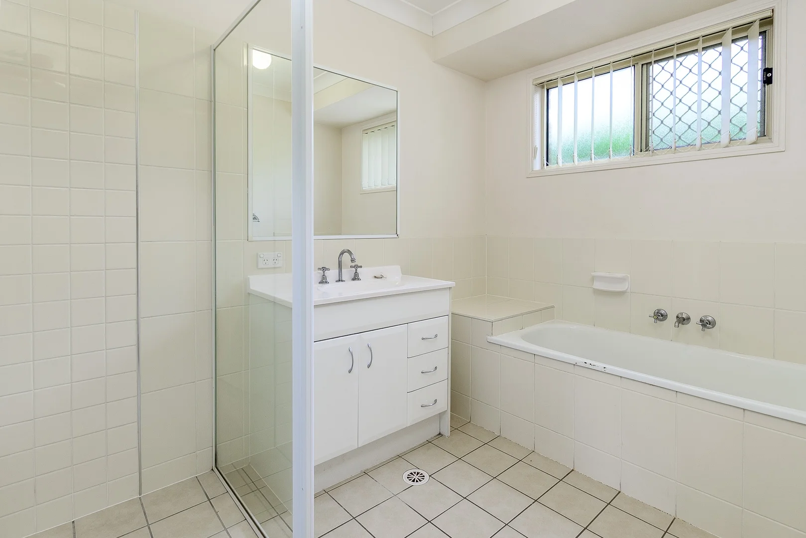 Additional image 10 of 4 Radiata Court, Morayfield QLD 4506