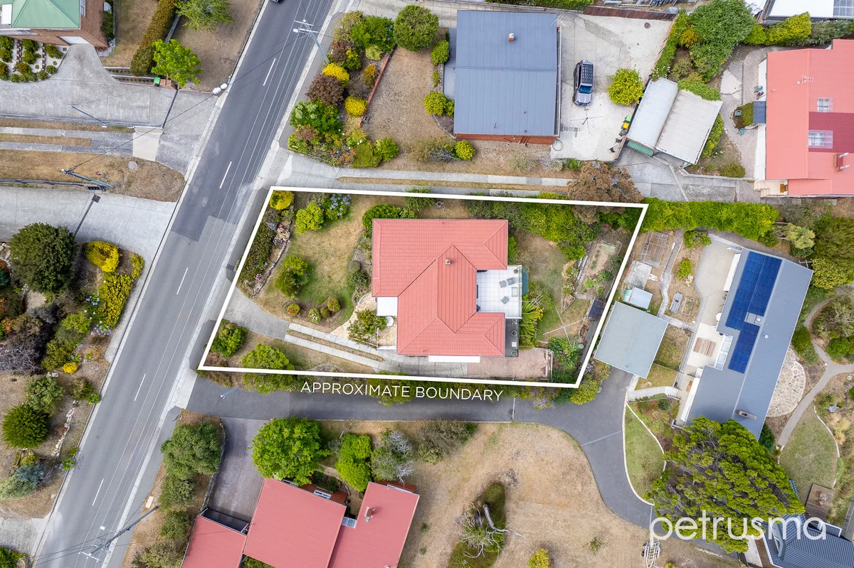 Additional image 19 of 137 Derwent Avenue, Lindisfarne TAS 7015