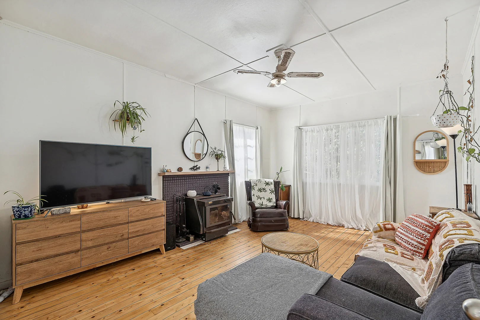 Additional image 5 of 2 Chant Street, Darlington Point NSW 2706