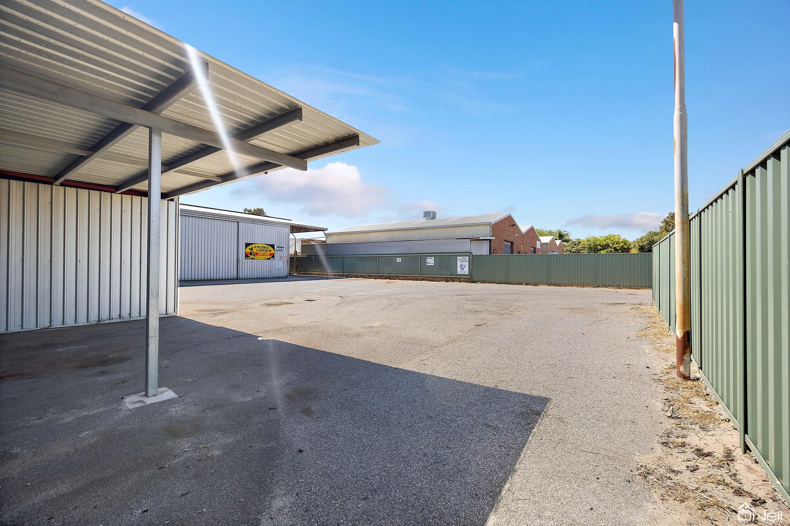 Additional image 3 of 53 Champion Drive, Armadale WA 6112