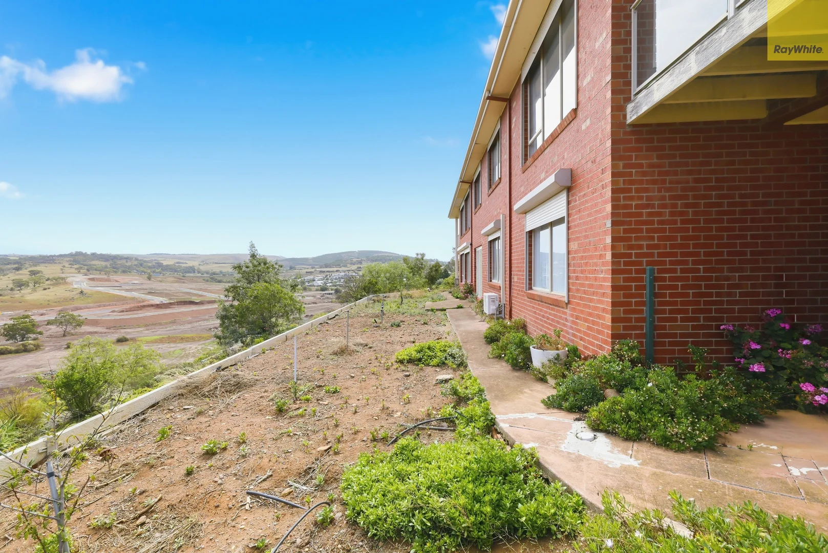 Additional image 32 of 119 Underbank Boulevard, Bacchus Marsh VIC 3340