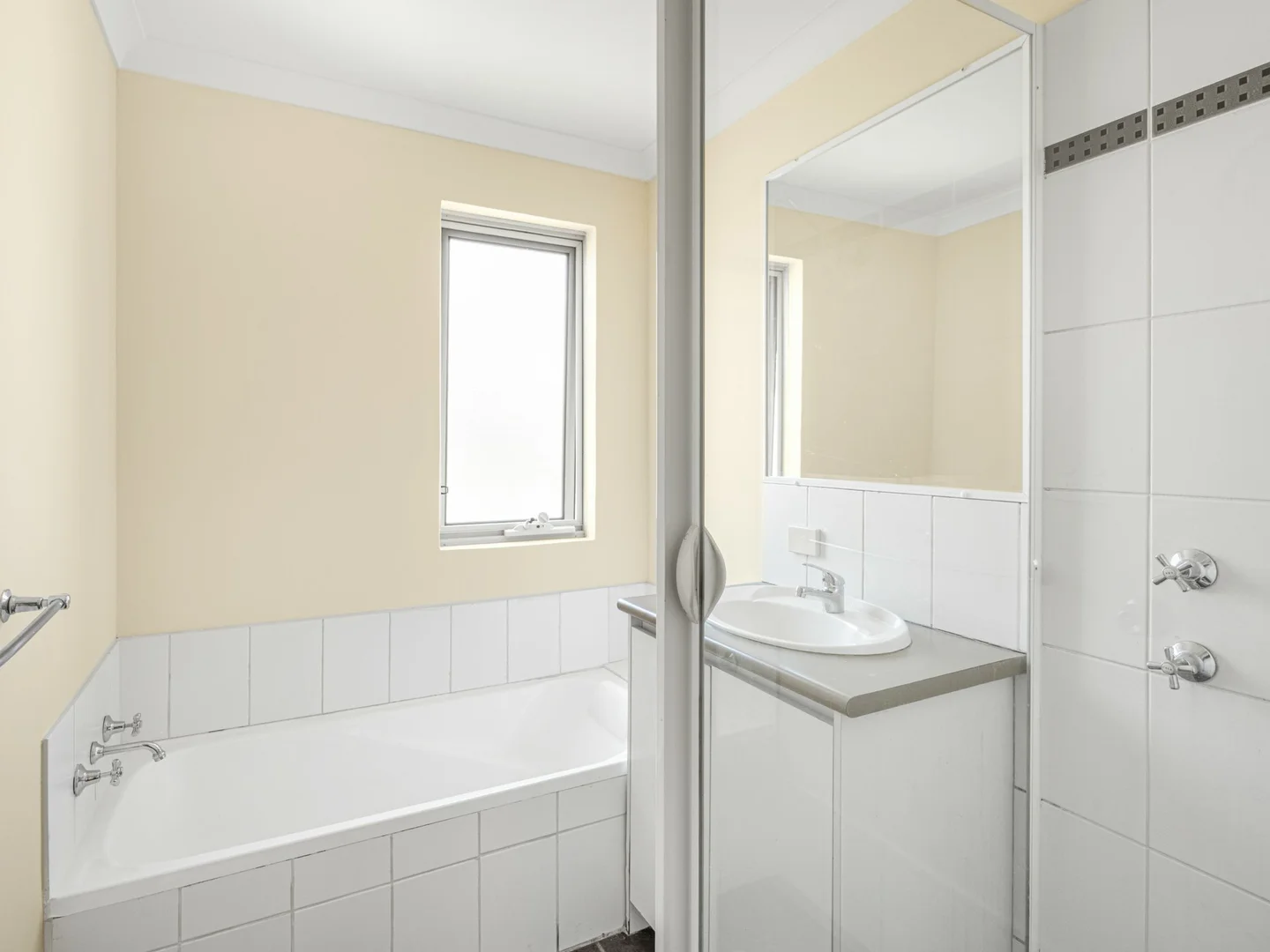 Additional image 10 of 6/12 Arthur Street, Cannington WA 6107