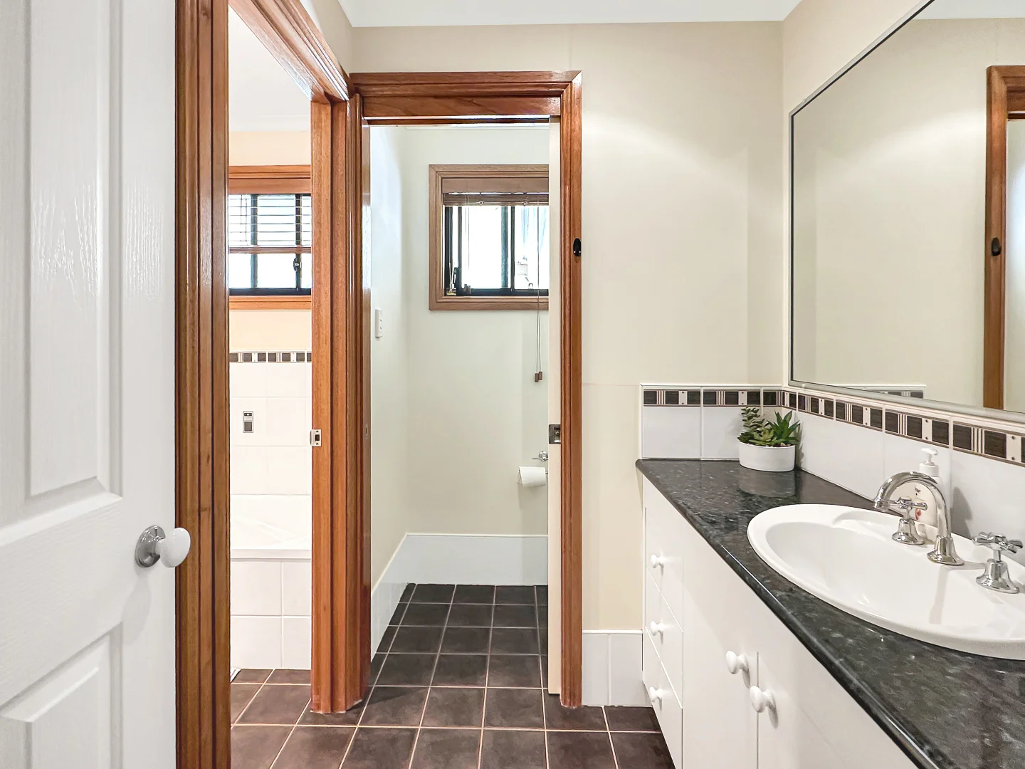 Additional image 8 of 37 Duffy Drive, Cobar NSW 2835