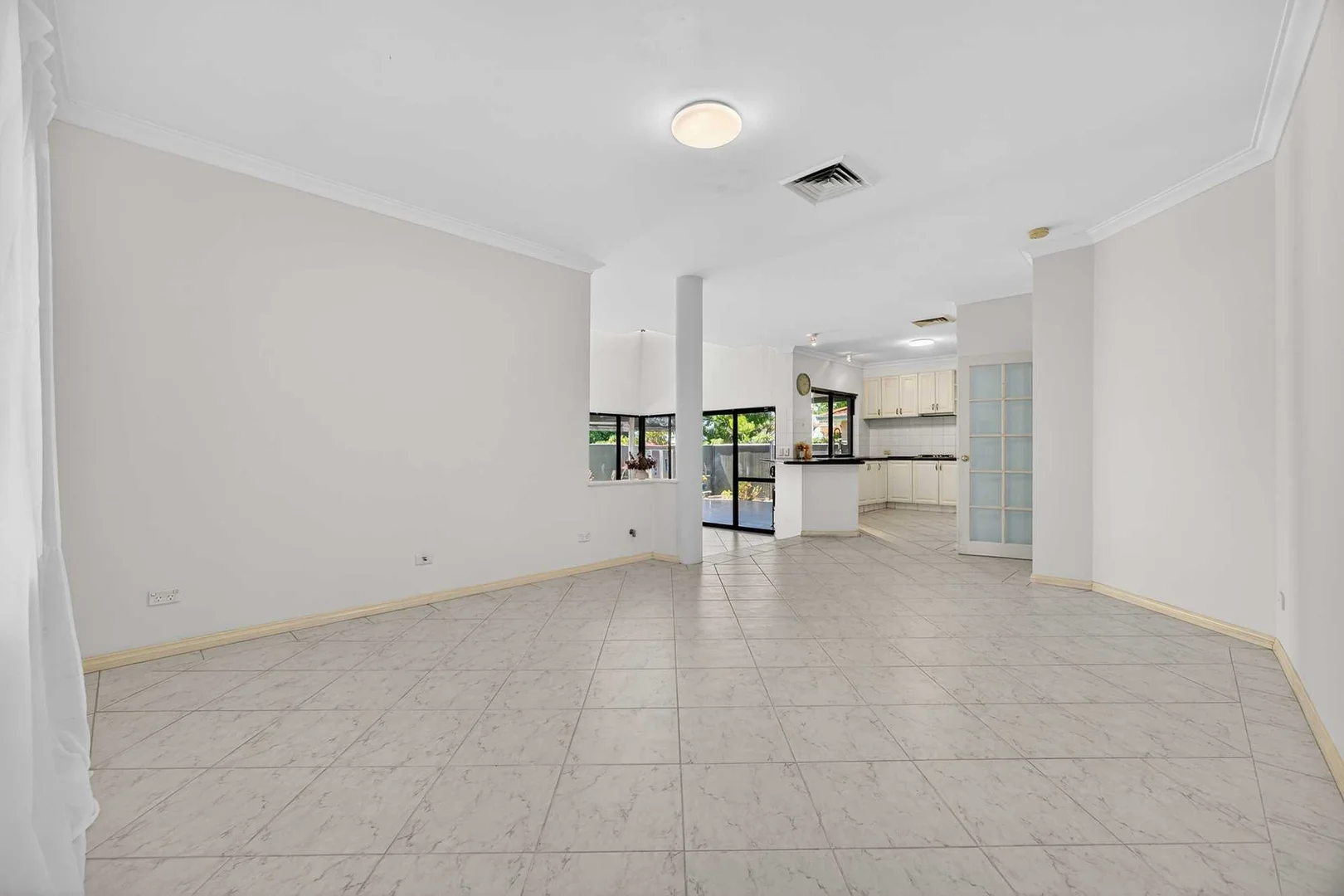 Additional image 6 of 35 McCallum Crescent, Ardross WA 6153