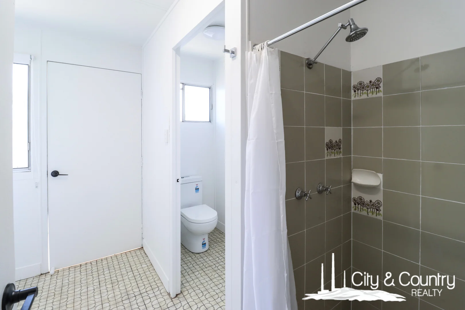 Additional image 11 of Unit 1-4/76 Buckley Avenue, Mount Isa QLD 4825