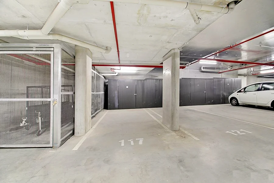 Additional image 12 of Lyons ACT 2606