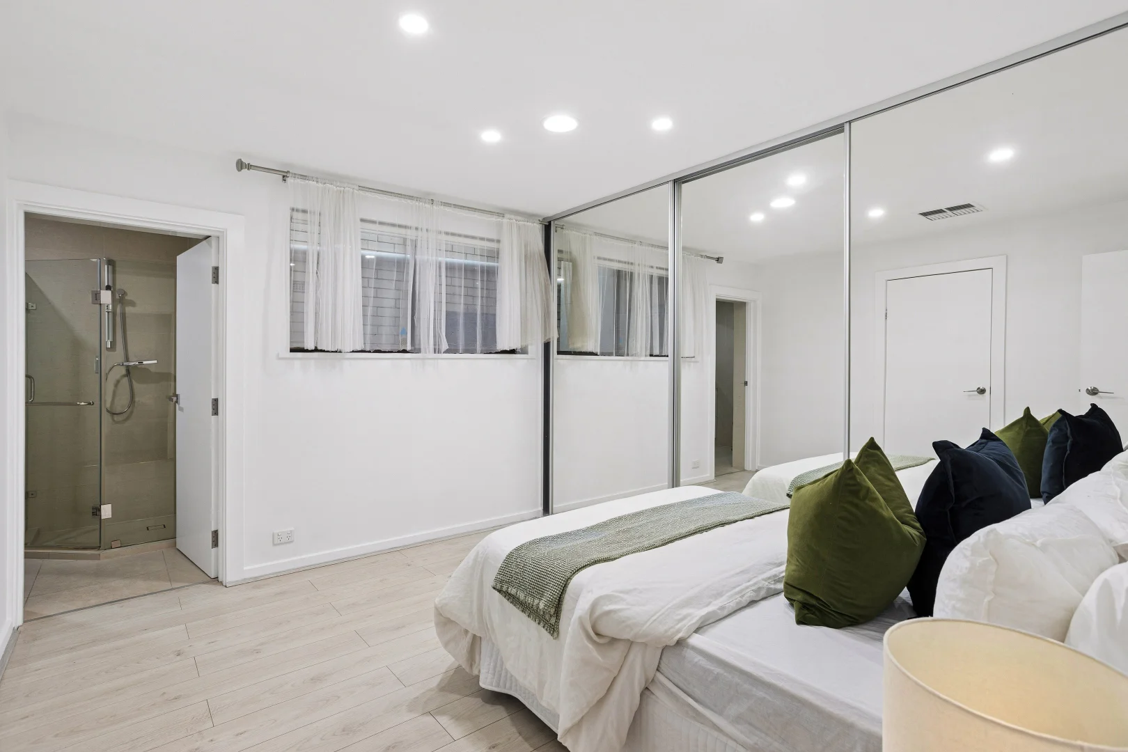 Additional image 30 of 25 Military Road, Tennyson SA 5022