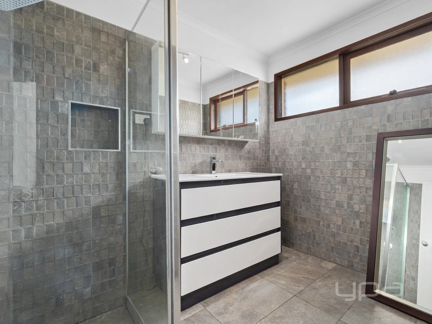 Additional image 10 of 4 Pinnacle Crescent, Brookfield VIC 3338
