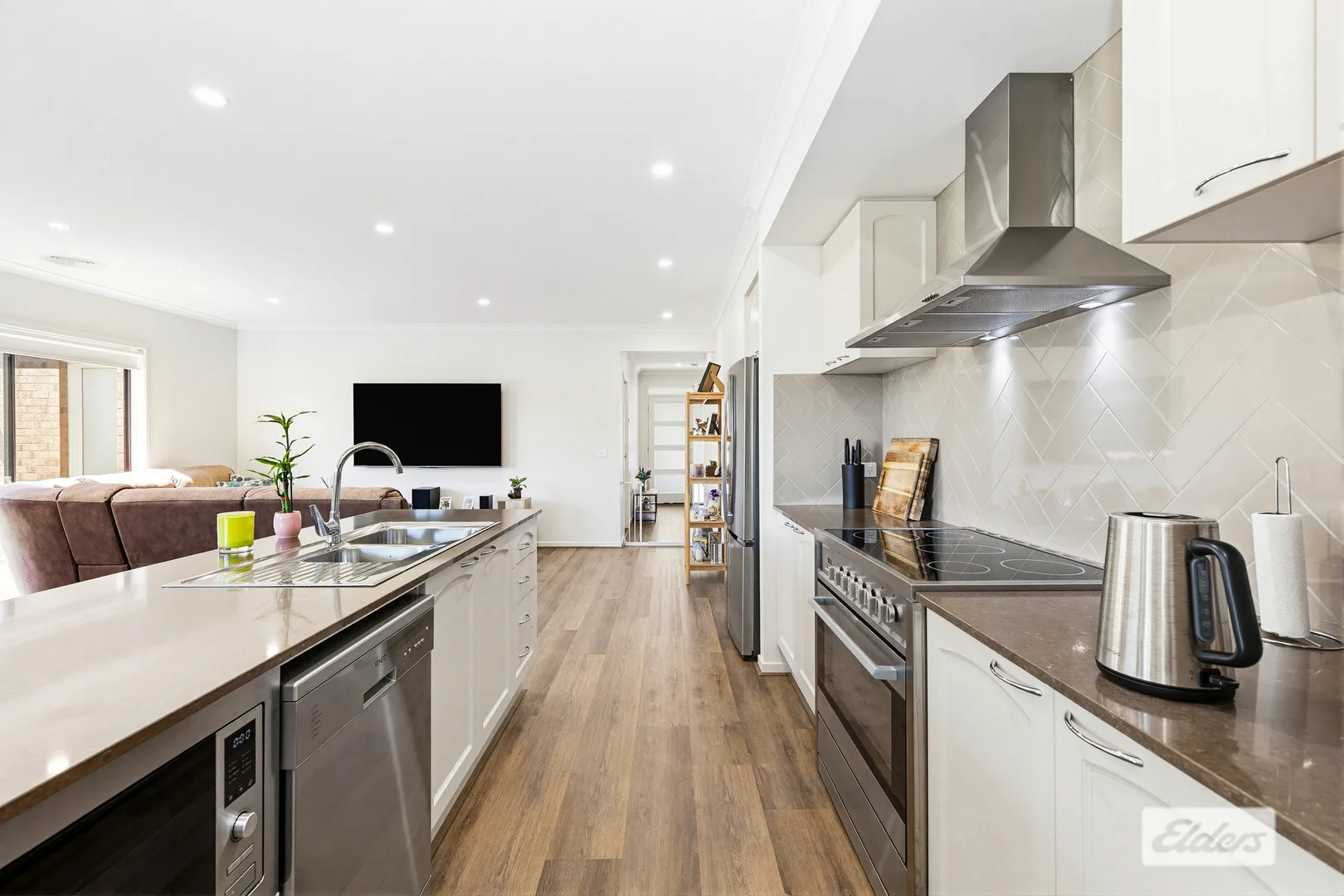 Additional image 4 of 2 McLean Court, Elmore VIC 3558