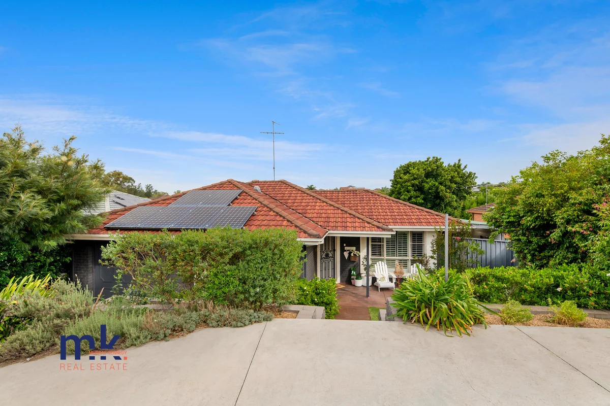 17 Columbia Street, Kearns NSW 2558