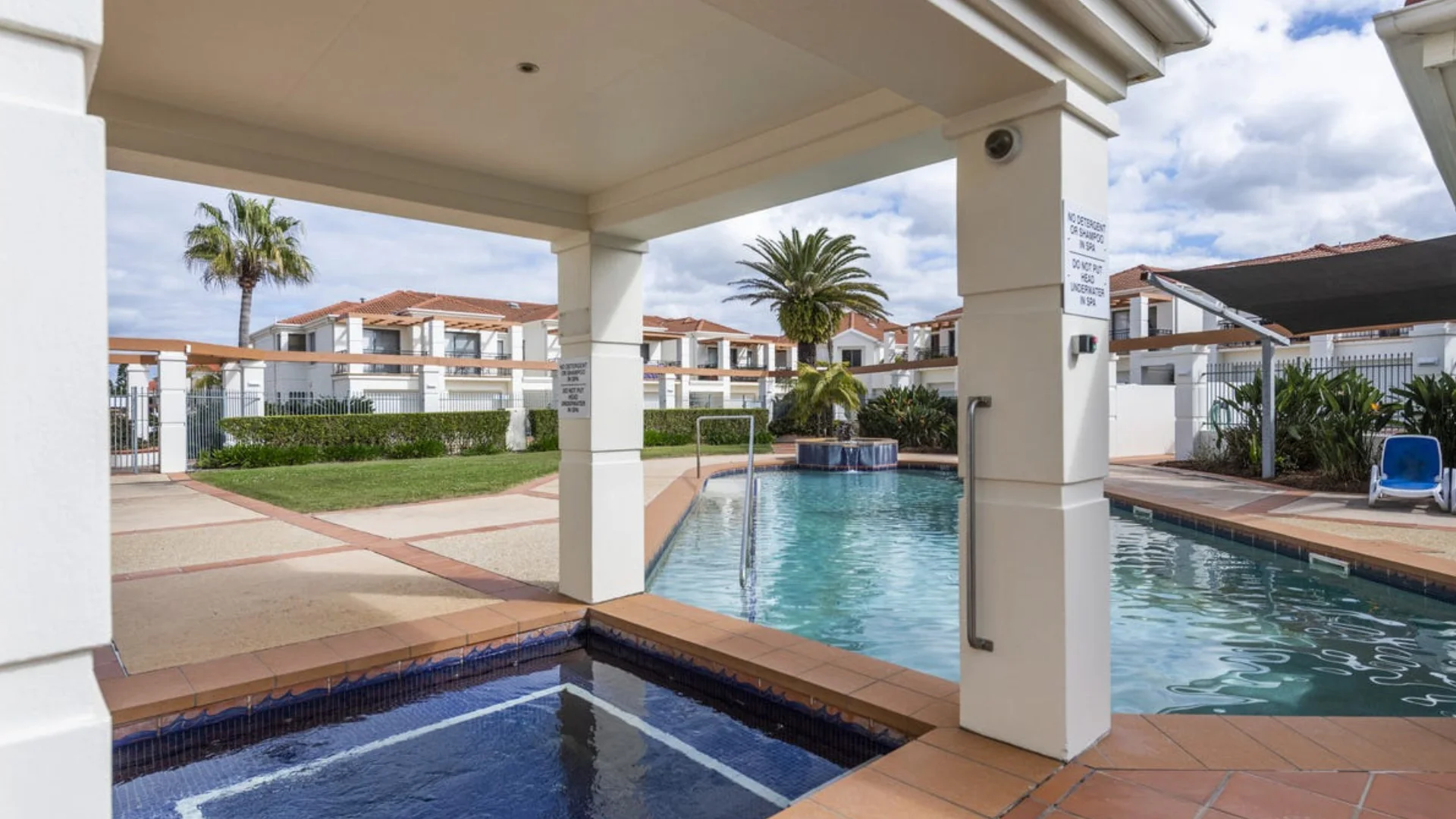 Additional image 13 of 2-2/18-19 Pacific Parade, Yamba NSW 2464