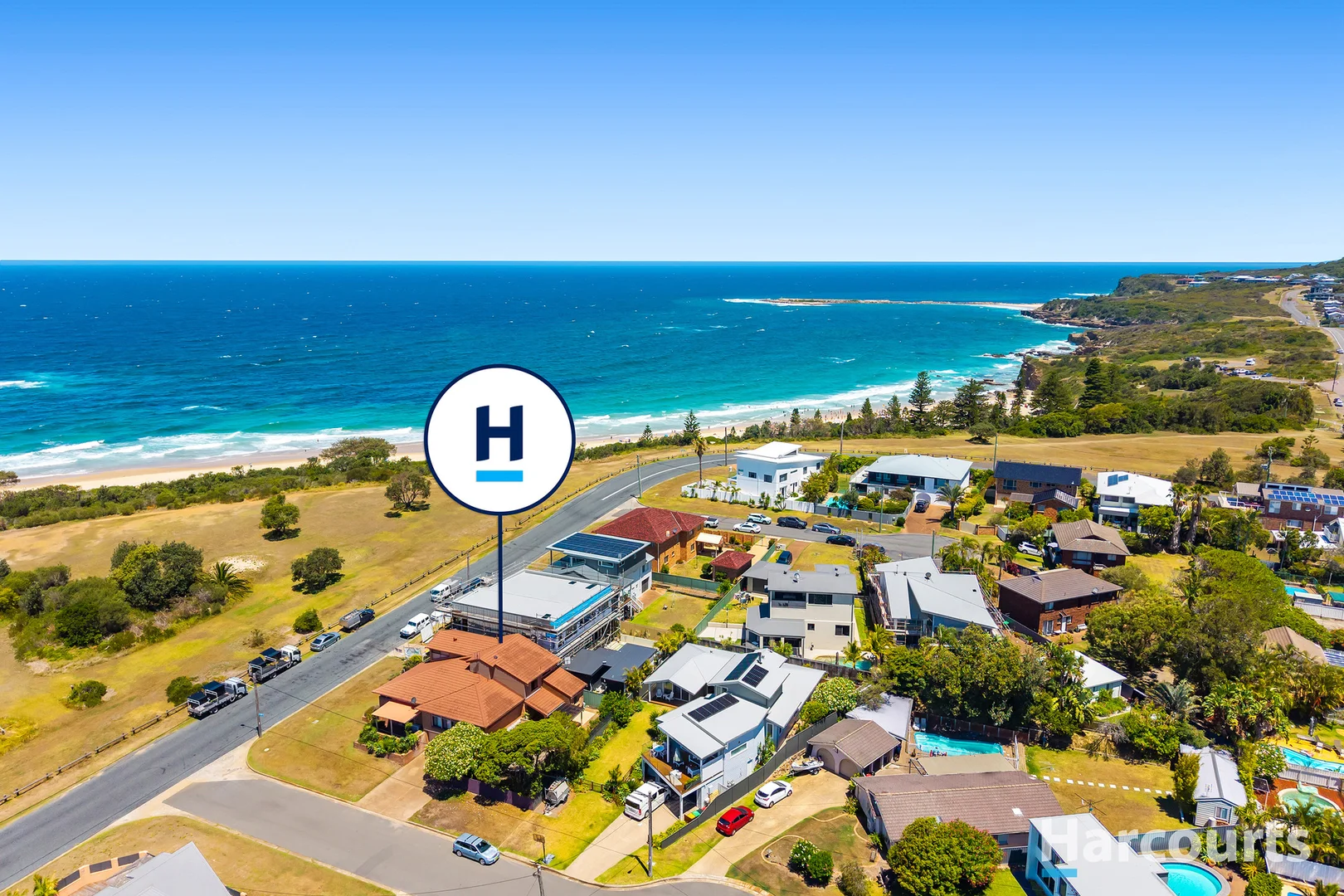 Additional image 38 of 19 The Esplanade, Caves Beach NSW 2281