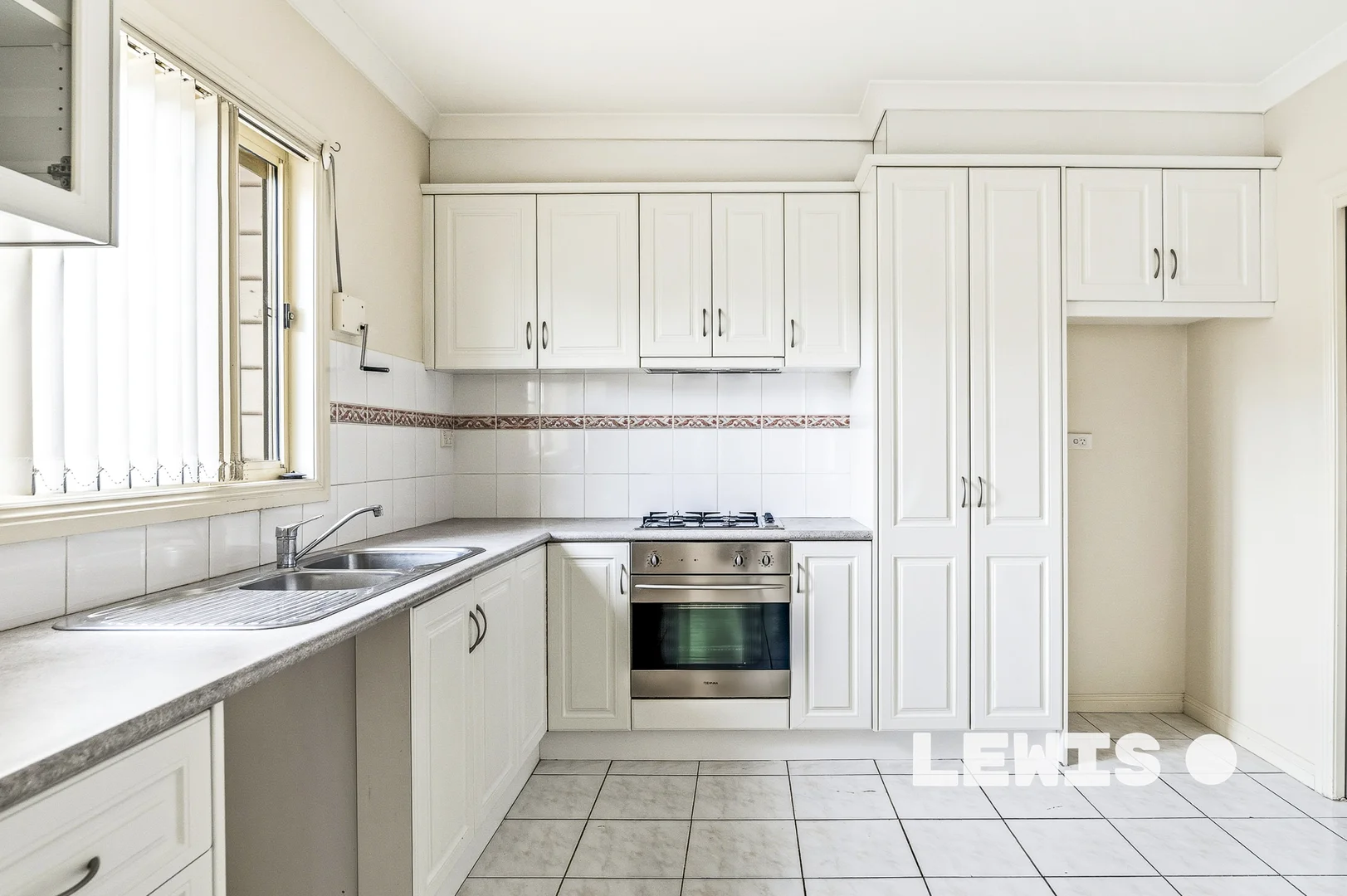 Additional image 3 of 1/32 Euroa Avenue, Sunshine North VIC 3020