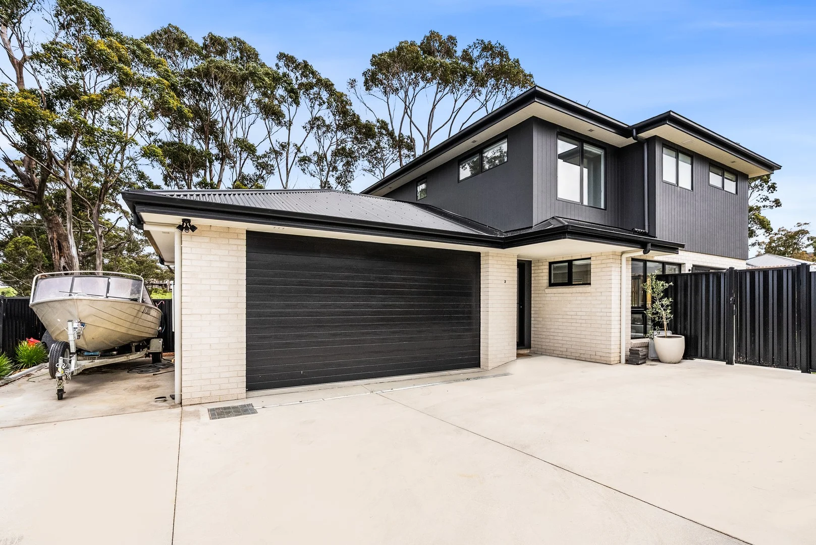 2/43 London Way, Kingston TAS 7050