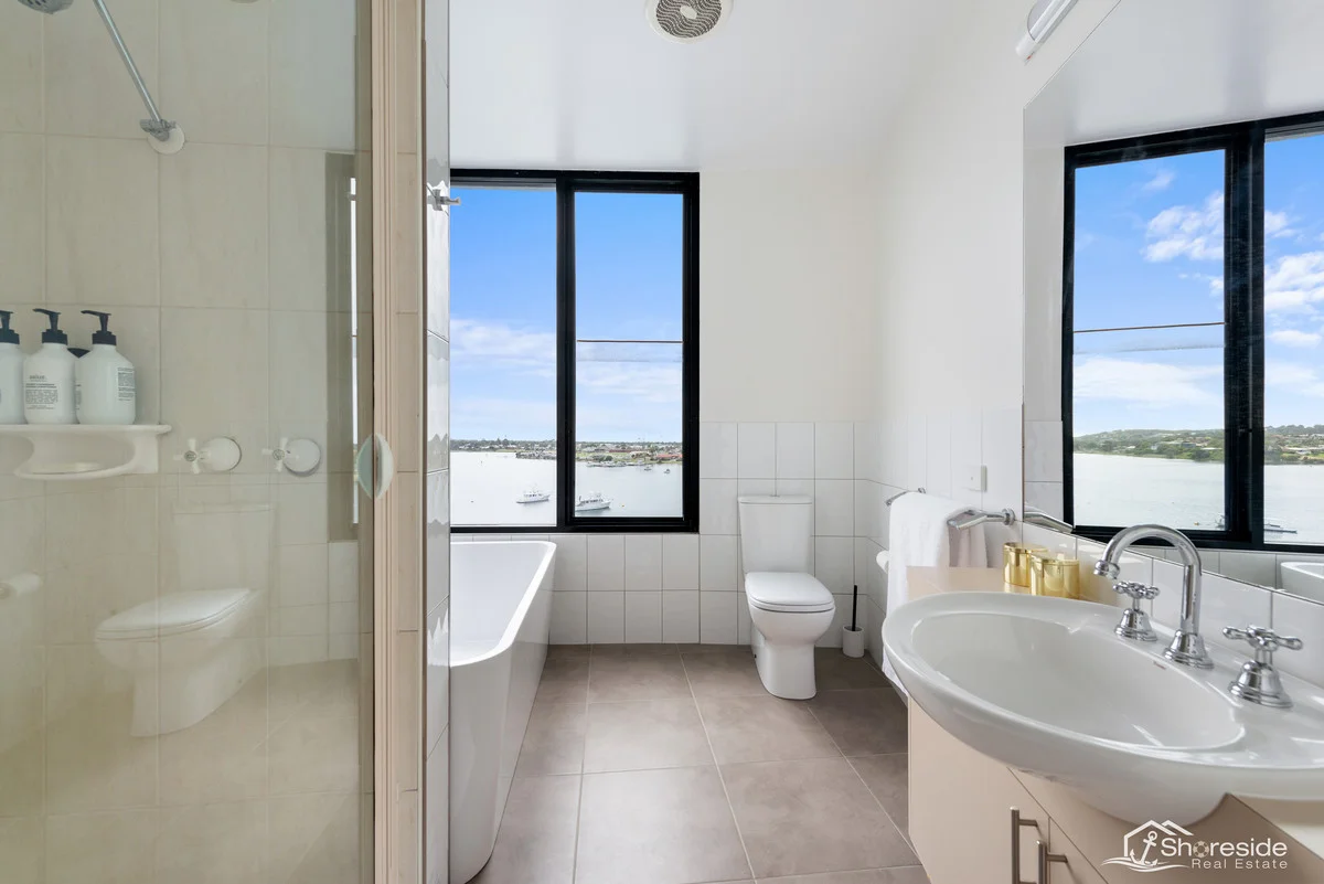 Additional image 15 of 4A Wattlebird Close, Lakes Entrance VIC 3909