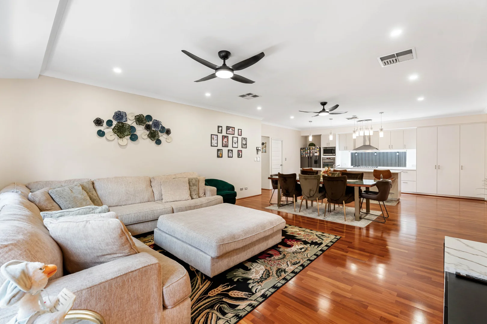 16 Jutland Way, The Vines WA 6069