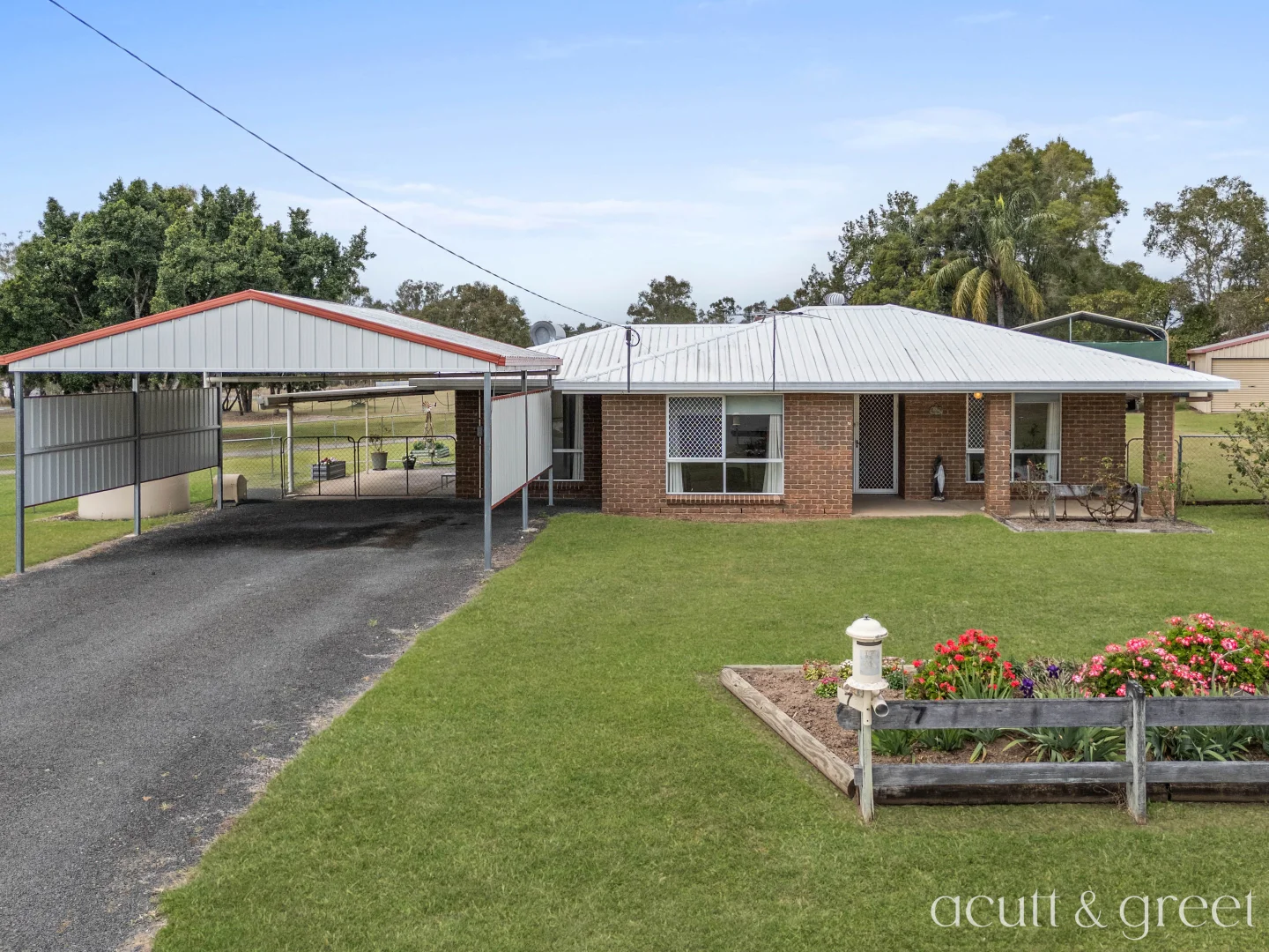 Additional image 3 of 7 Eucalyptus Place, Walloon QLD 4306