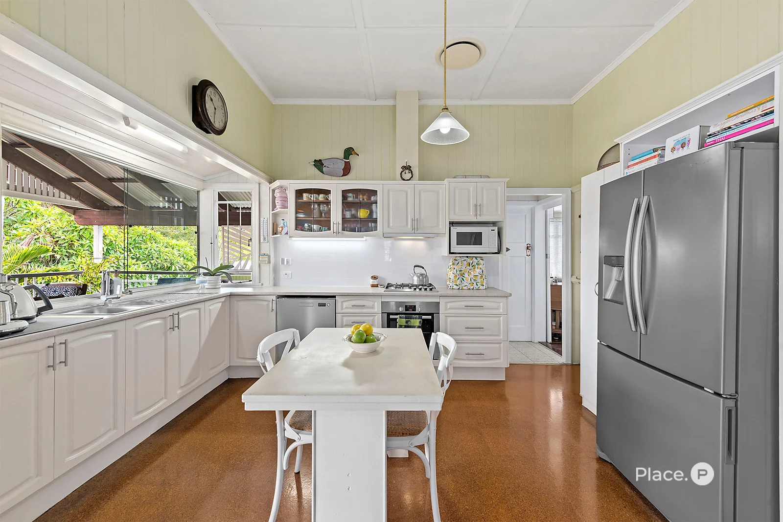 Additional image 2 of 18 Gibson Crescent, Holland Park QLD 4121