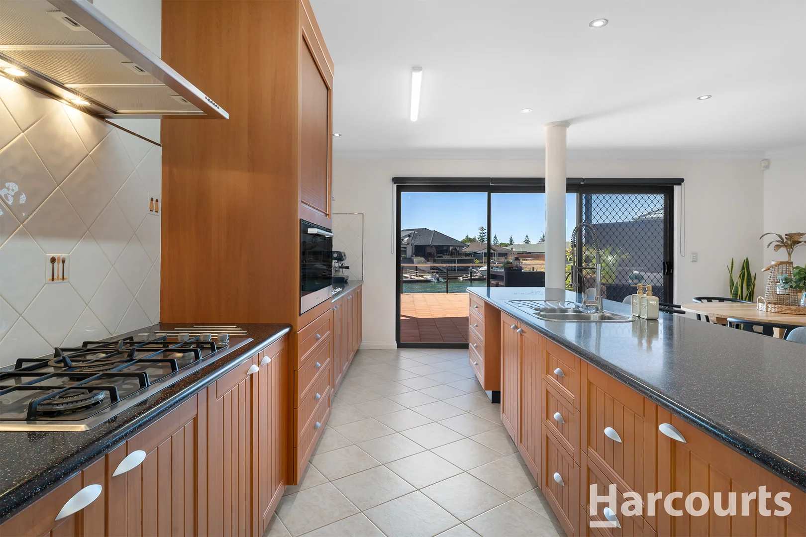 Additional image 9 of 11 Leeuwin Place, Halls Head WA 6210