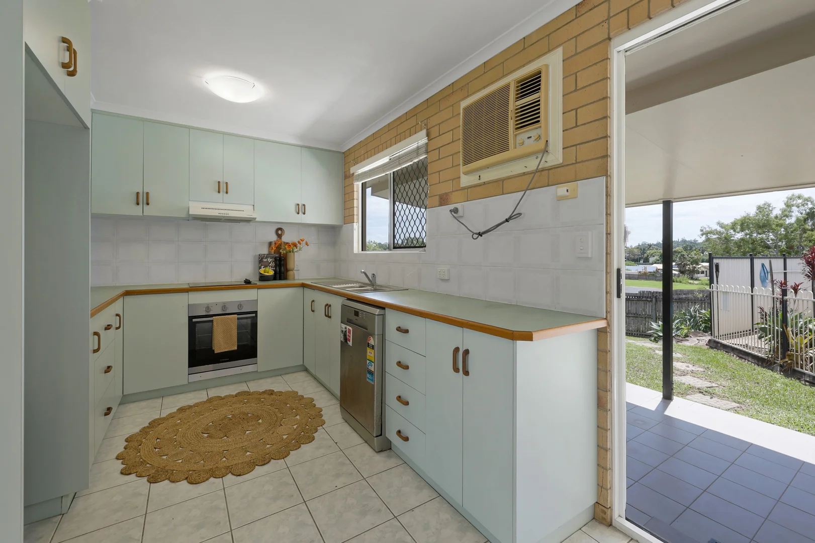 Additional image 11 of 14 Woodlands Drive, Eimeo QLD 4740