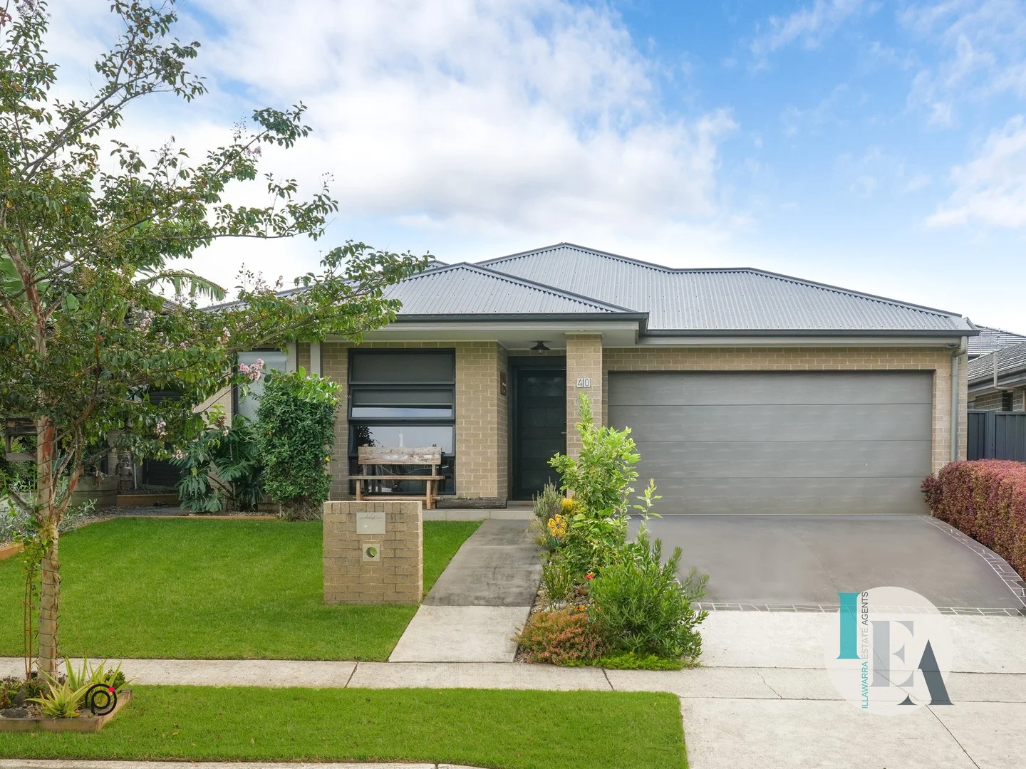 40 Bartlett Crescent, Calderwood NSW 2527