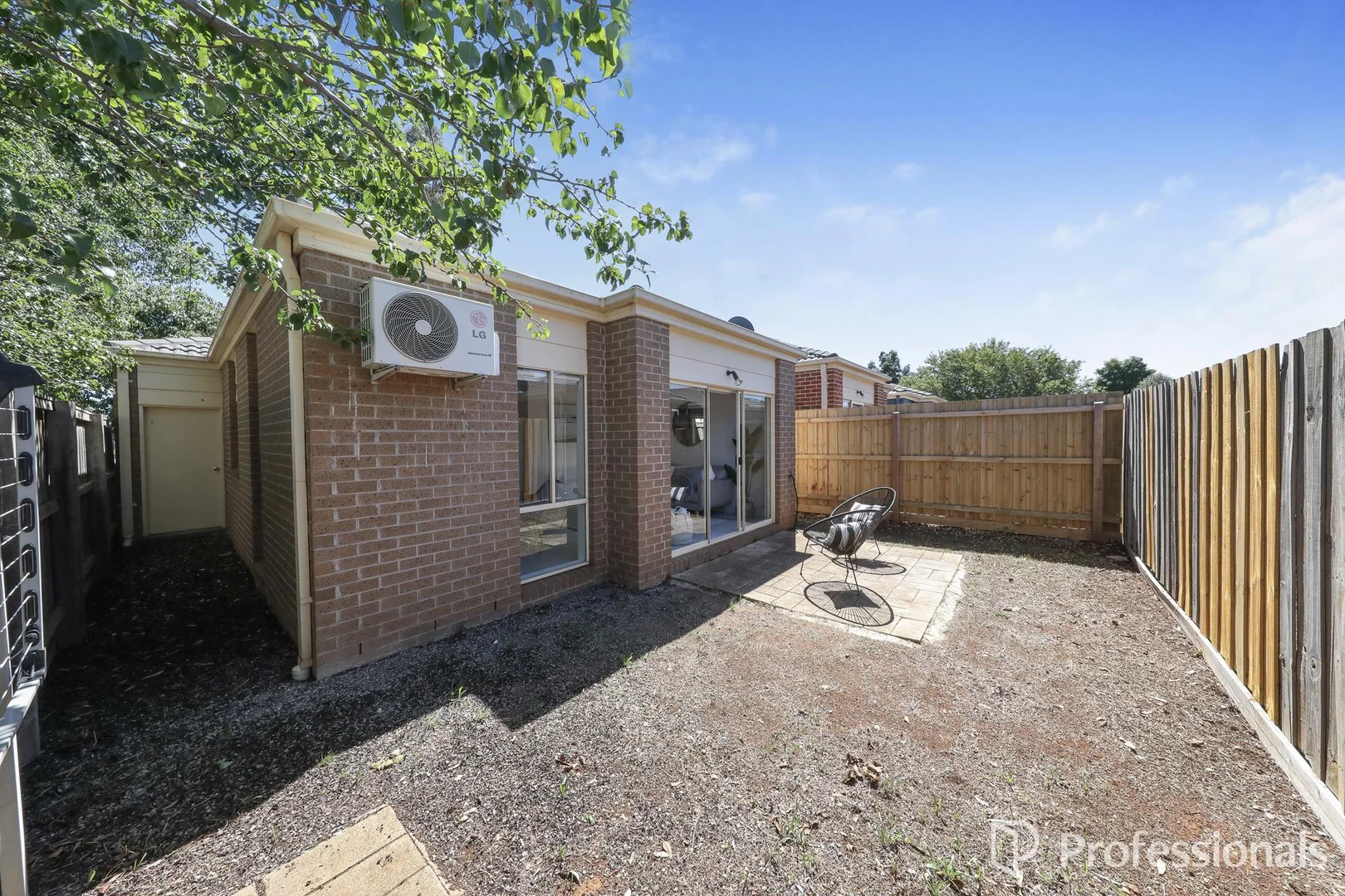 Additional image 13 of 12/17 Crestmont Drive, Melton South VIC 3338