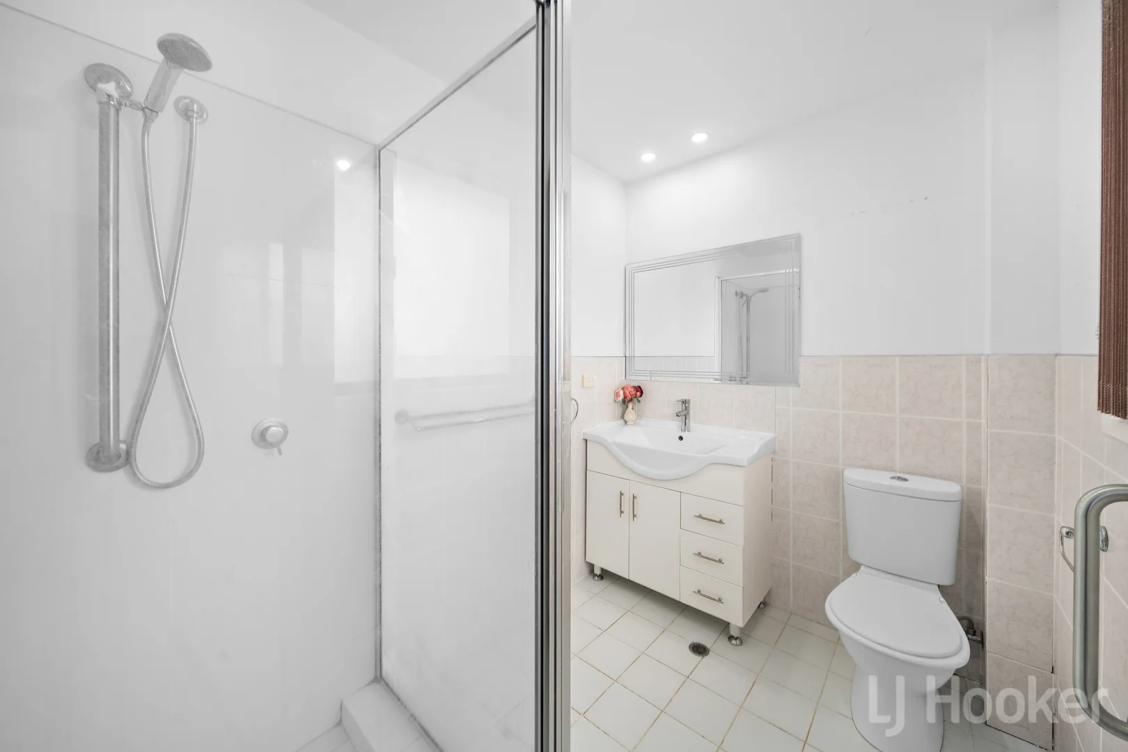 Additional image 3 of 5/11 Donald Road, Queanbeyan NSW 2620