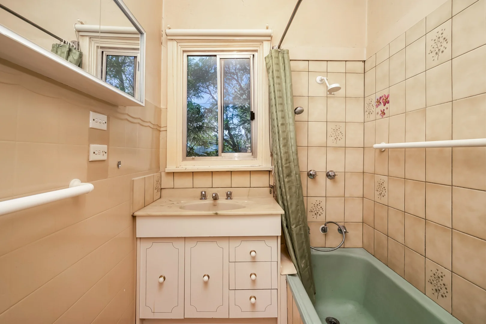 Additional image 3 of 42 White Street, Broadford VIC 3658