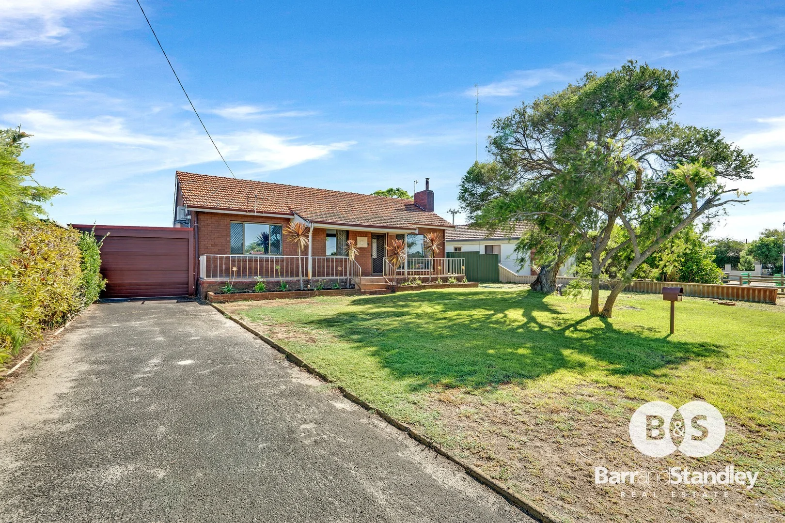 14 Dyinda Street, Carey Park WA 6230