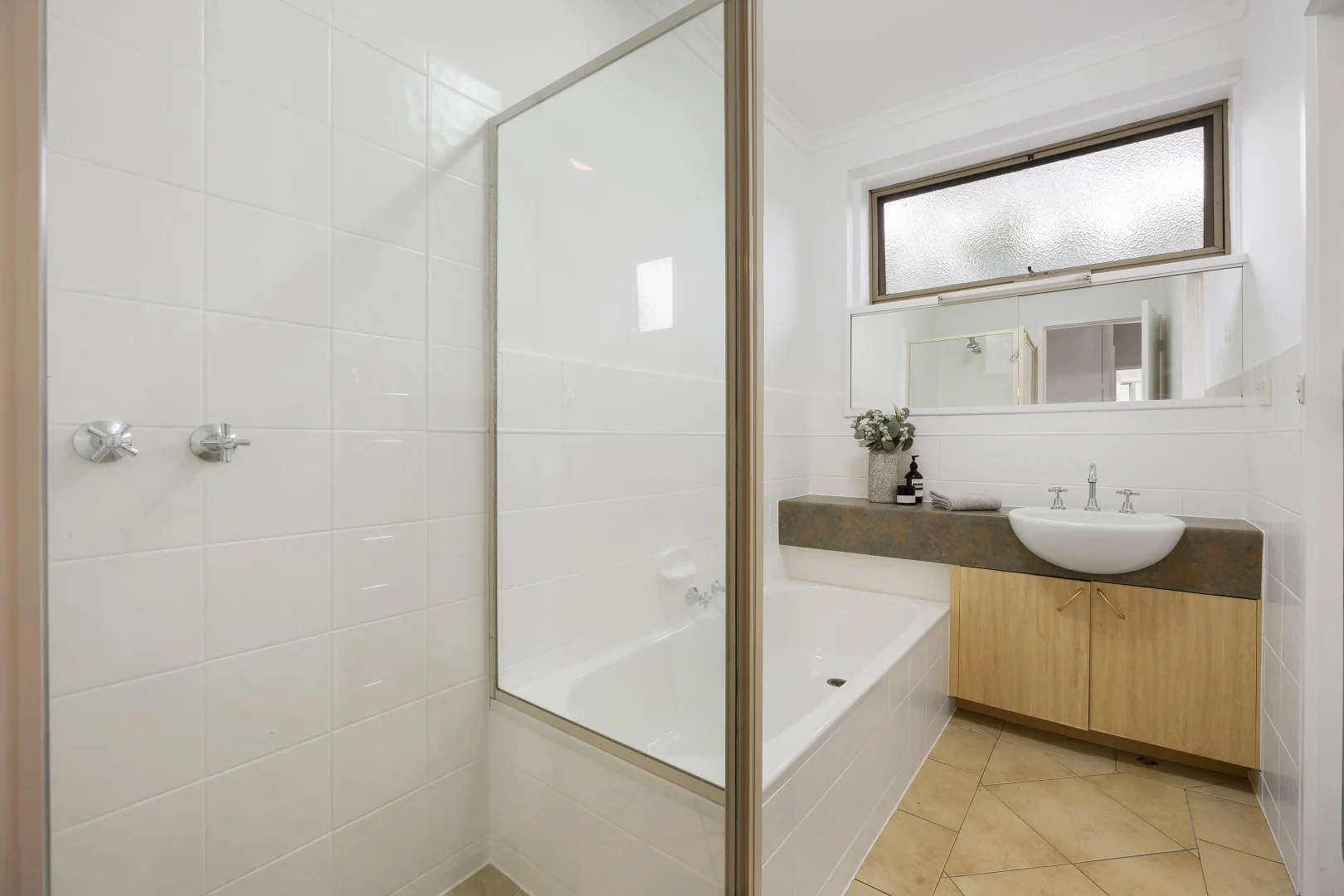 Additional image 7 of 9/31-33 Wattletree Road, Armadale VIC 3143