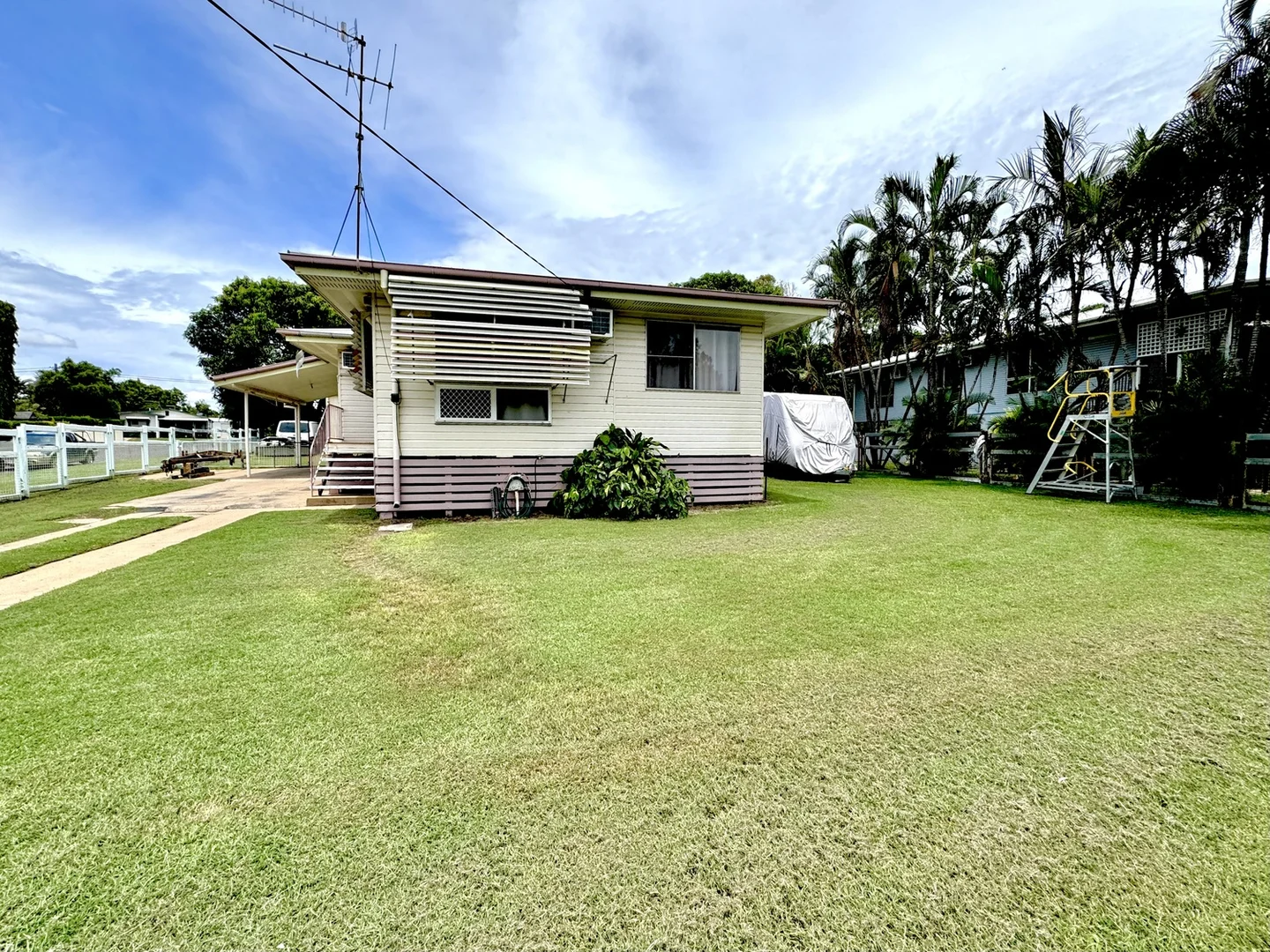 Additional image 4 of 33 KENNEDY Drive, Moranbah QLD 4744