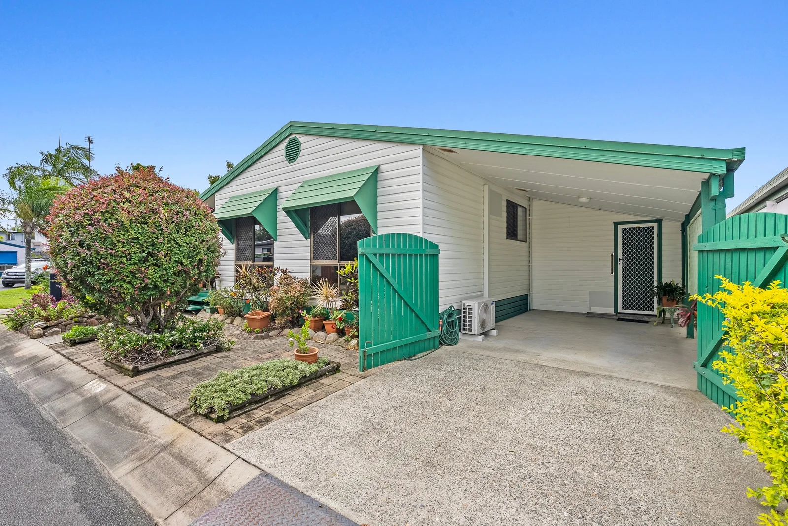 127/325 Reedy Creek Road, Burleigh Waters QLD 4220