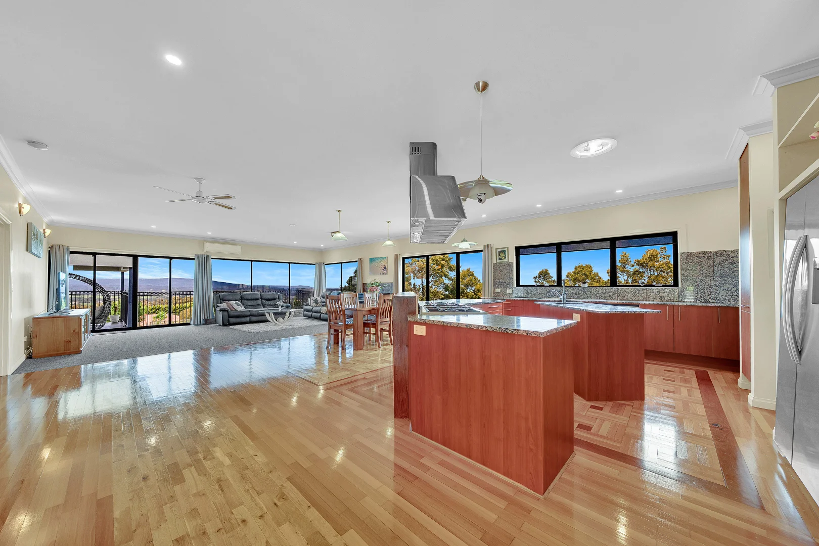 Additional image 3 of 9 Ironbark Court, Hidden Valley VIC 3756